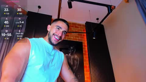 Scottfischer  online show from November 2025 07:15:01 PM