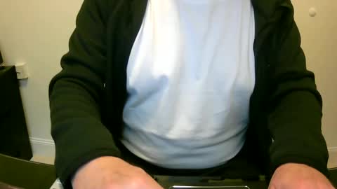 Snapshot of scotti30 chatting on February 2025 03:21:01 PM Scott online show from February 2025 03:21:01 PM