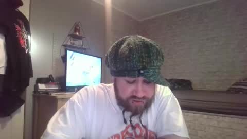 Snapshot of scottish_alien chatting on April 2026 06:27:01 PM Richard James online show from April 2026 06:27:01 PM