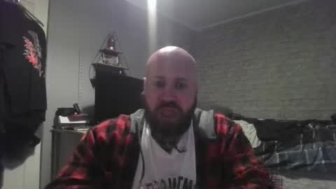 Snapshot of scottish_alien chatting on May 2026 07:51:02 PM Richard James online show from May 2026 07:51:02 PM