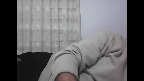 Snapshot of screw2 chatting on December 2024 12:49:02 PM Evren online show from December 2024 12:49:02 PM