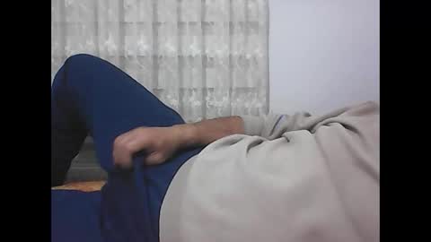 Snapshot of screw2 chatting on December 2024 06:48:02 PM Evren online show from December 2024 06:48:02 PM