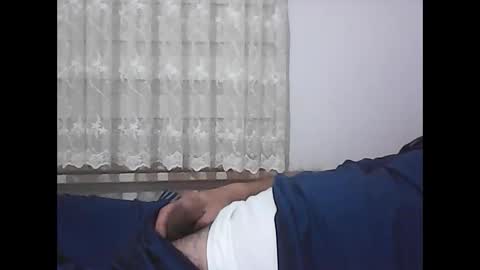 Snapshot of screw2 chatting on December 2024 10:16:02 PM Evren online show from December 2024 10:16:02 PM