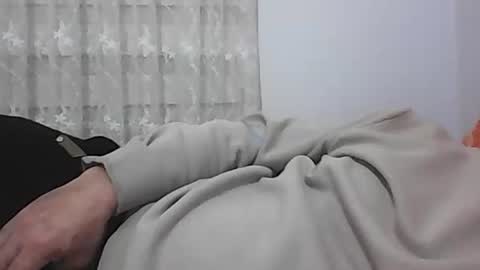 Snapshot of screw2 chatting on January 2025 09:09:02 PM Evren online show from January 2025 09:09:02 PM