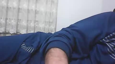 Snapshot of screw2 chatting on January 2025 06:52:01 PM Evren online show from January 2025 06:52:01 PM