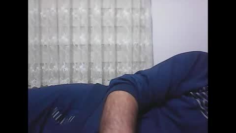 Snapshot of screw2 chatting on February 2025 04:11:01 PM Evren online show from February 2025 04:11:01 PM