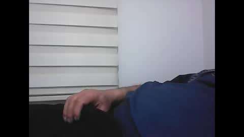 Snapshot of screw2 chatting on February 2025 09:32:01 PM Evren online show from February 2025 09:32:01 PM