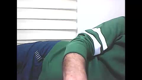 Snapshot of screw2 chatting on March 2025 07:40:01 PM Evren online show from March 2025 07:40:01 PM