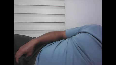 Snapshot of screw2 chatting on September 2025 09:05:02 PM Evren online show from September 2025 09:05:02 PM