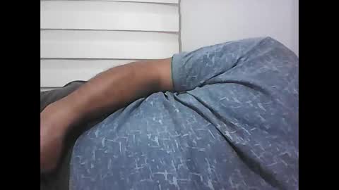 Snapshot of screw2 chatting on October 2025 07:11:01 PM Evren online show from October 2025 07:11:01 PM