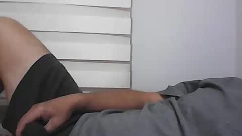 Snapshot of screw2 chatting on November 2025 04:51:02 PM Evren online show from November 2025 04:51:02 PM