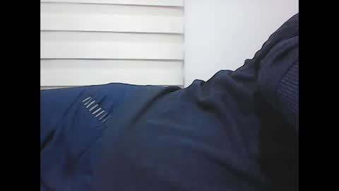 Snapshot of screw2 chatting on December 2025 06:14:02 PM Evren online show from December 2025 06:14:02 PM