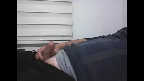 Snapshot of screw2 chatting on January 2026 07:28:02 PM Evren online show from January 2026 07:28:02 PM