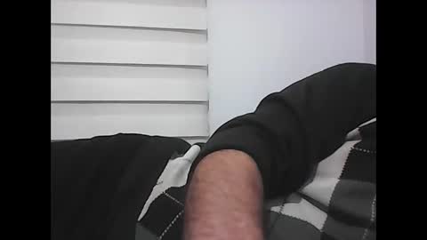 Snapshot of screw2 chatting on January 2026 07:38:02 PM Evren online show from January 2026 07:38:02 PM