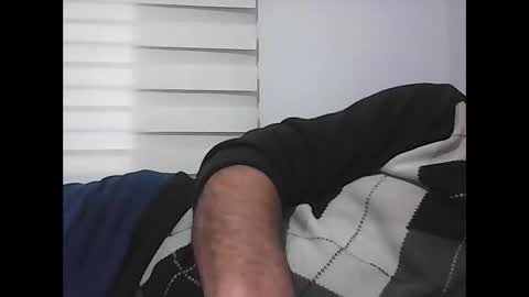 Snapshot of screw2 chatting on January 2026 12:40:02 PM Evren online show from January 2026 12:40:02 PM