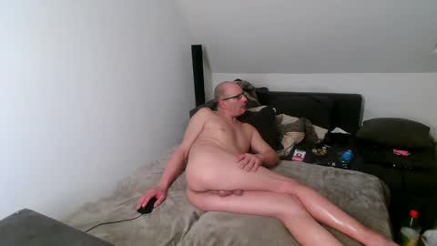 Snapshot of sculti chatting on January 2025 03:51:02 AM Siiri online show from January 2025 03:51:02 AM