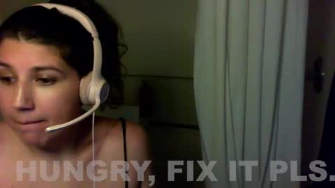 Danni online show from October 2025 12:17:02 PM