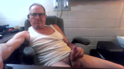 eating pussy  sucking dick online show from April 2026 07:03:01 AM