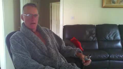 Snapshot of seakrait chatting on October 2025 08:00:01 AM seakrait online show from October 2025 08:00:01 AM