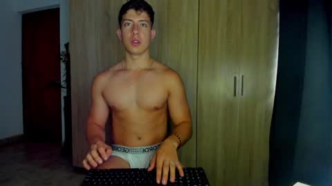 Snapshot of sean_brownx chatting on December 2024 12:06:01 PM Sean online show from December 2024 12:06:01 PM