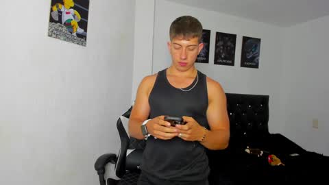Snapshot of sean_brownx chatting on January 2025 07:53:02 PM Sean online show from January 2025 07:53:02 PM
