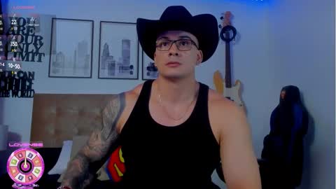 Sean Carrera online show from November 2025 02:06:01 AM