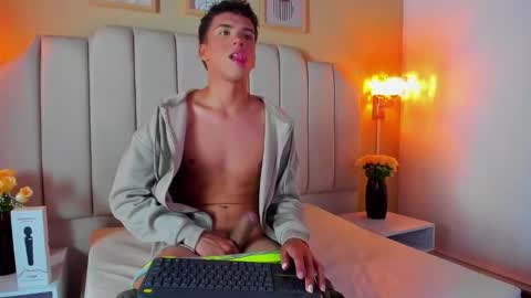 Sean online show from October 2025 04:22:02 AM