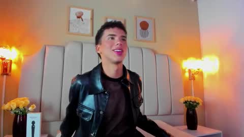 Sean online show from October 2025 02:44:01 AM