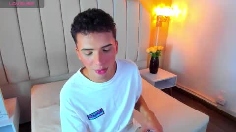 Sean online show from November 2025 03:49:02 AM