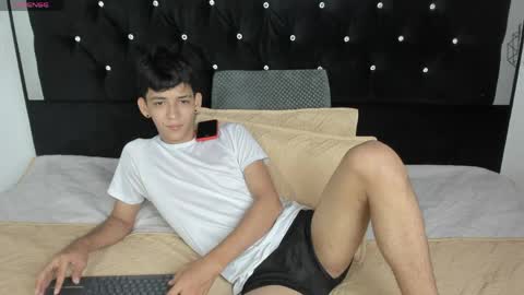 Sebastian Alvarez online show from May 2026 01:55:01 AM