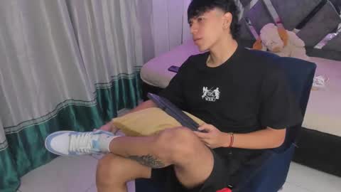 sebas_pretty7 online show from March 2026 12:44:01 PM