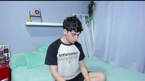 Snapshot of sebas_rosse chatting on June 2026 03:08:02 AM sebastian online show from June 2026 03:08:02 AM