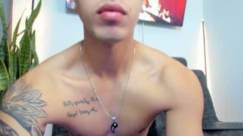 Snapshot of sebas_w01 chatting on February 2025 01:12:02 AM sebastian online show from February 2025 01:12:02 AM