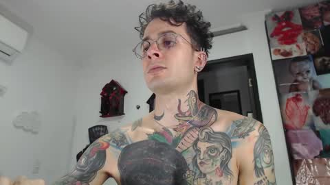 Snapshot of sebasbigdick_ chatting on February 2025 03:00:02 AM spityio instagram online show from February 2025 03:00:02 AM