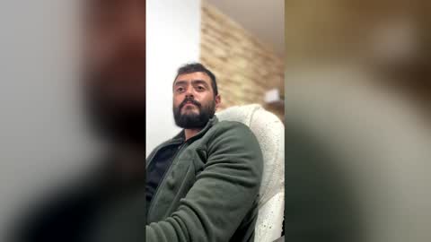 Snapshot of sebastian_ferreira chatting on January 2026 04:22:01 PM sebastian_ferreira online show from January 2026 04:22:01 PM