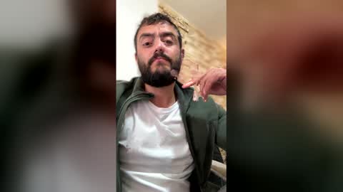 Snapshot of sebastian_ferreira chatting on January 2026 04:33:02 PM sebastian_ferreira online show from January 2026 04:33:02 PM