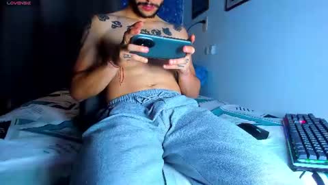 Snapshot of sebastian_foxter chatting on July 2026 11:33:01 PM Sebastian online show from July 2026 11:33:01 PM