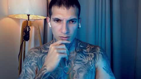 Snapshot of sebastian_muss chatting on November 2025 01:05:02 AM Sebastian online show from November 2025 01:05:02 AM