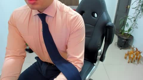 Snapshot of sebastian_oconnor77 chatting on December 2024 06:02:01 PM juan sebastian online show from December 2024 06:02:01 PM