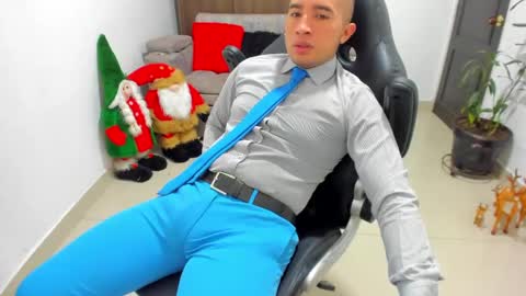 Snapshot of sebastian_oconnor77 chatting on January 2025 06:20:02 PM juan sebastian online show from January 2025 06:20:02 PM