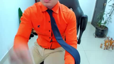 Snapshot of sebastian_oconnor77 chatting on January 2025 04:28:02 PM juan sebastian online show from January 2025 04:28:02 PM