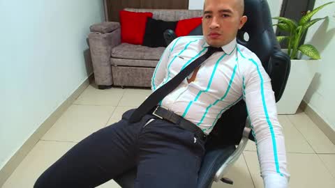 Snapshot of sebastian_oconnor77 chatting on February 2025 03:51:02 PM juan sebastian online show from February 2025 03:51:02 PM