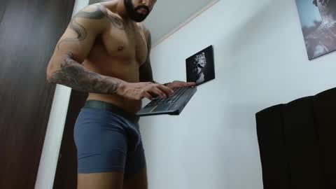 Sebastiano online show from December 2024 03:38:02 AM