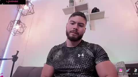 Instagram jeanpaulfit  online show from March 2025 07:59:02 PM