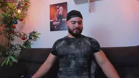 Instagram jeanpaulfit  online show from March 2026 11:26:02 PM