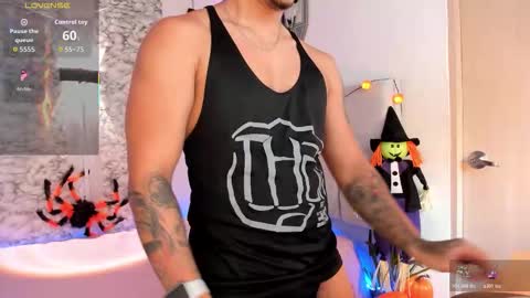 Sebas online show from October 2025 01:57:02 PM