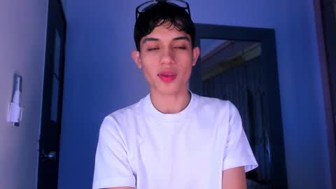 Sebastian online show from February 2026 08:29:01 PM