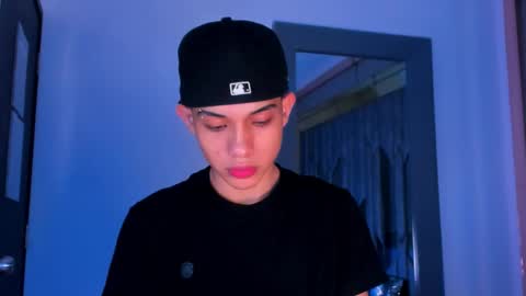 Sebastian online show from March 2026 08:00:01 PM