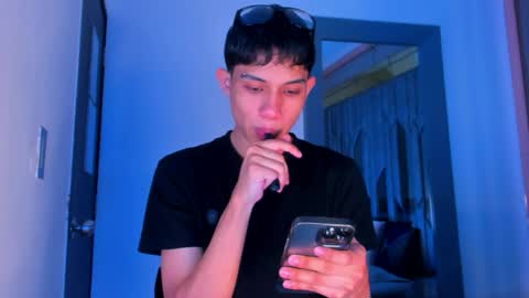 Sebastian online show from April 2026 04:38:01 AM