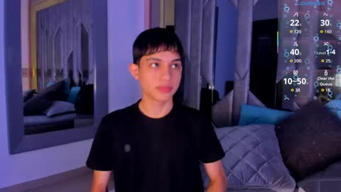 Sebastian online show from May 2026 08:25:01 PM